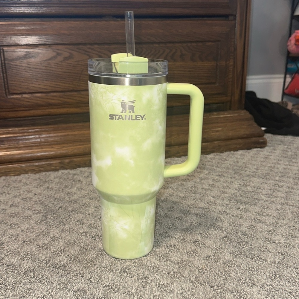 Stanley citrus tye dye nwot